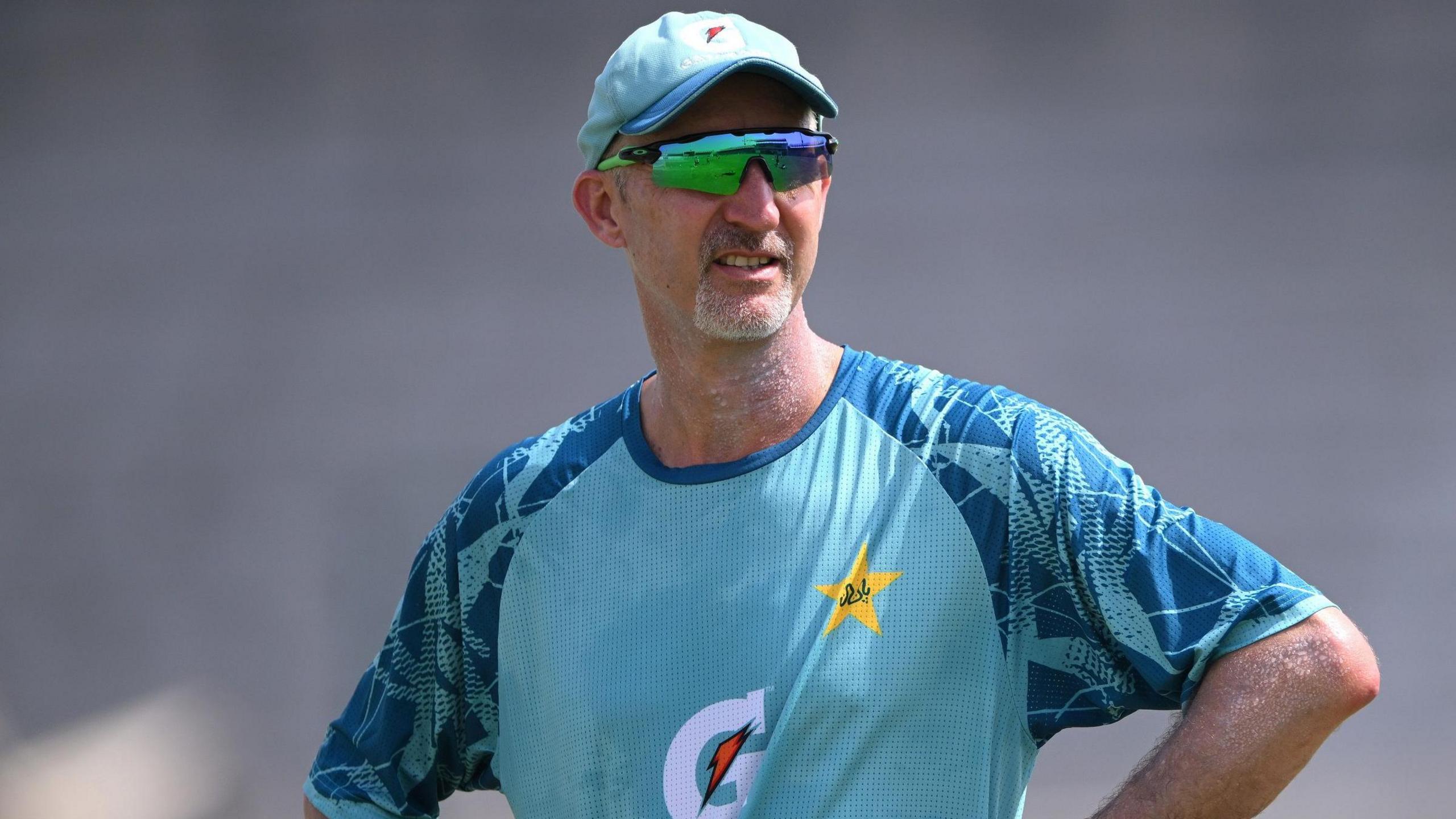 "If Mike Hesson is allowed to do his job without interference, Pakistan...