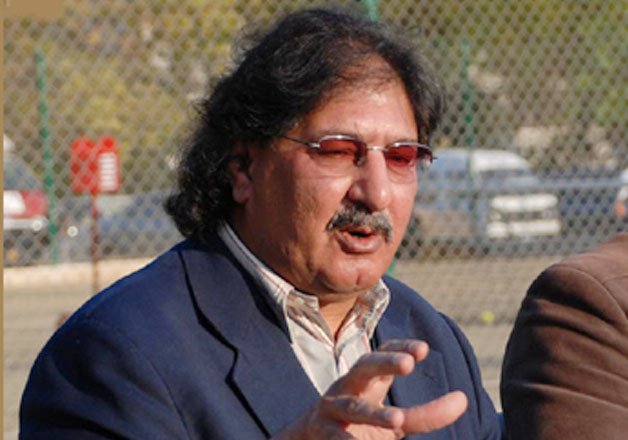 sarfraz nawaz